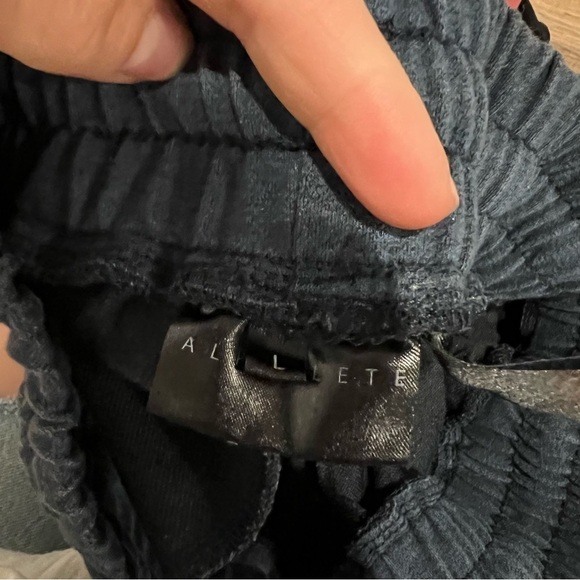 Alphalete Zip Jogger in Navy - Picture 11 of 12